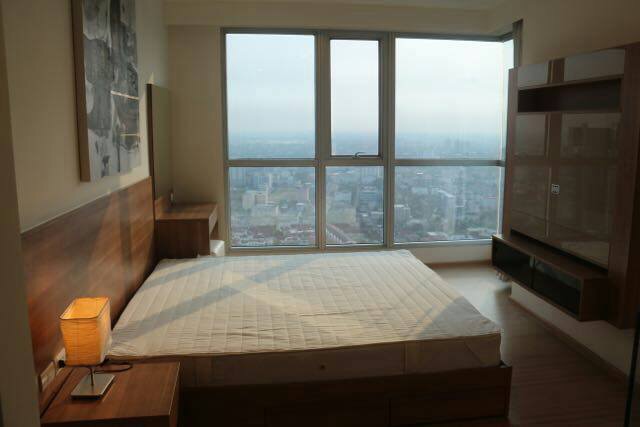 For rent 2 bed  at Rhythm Sukhumvit 50