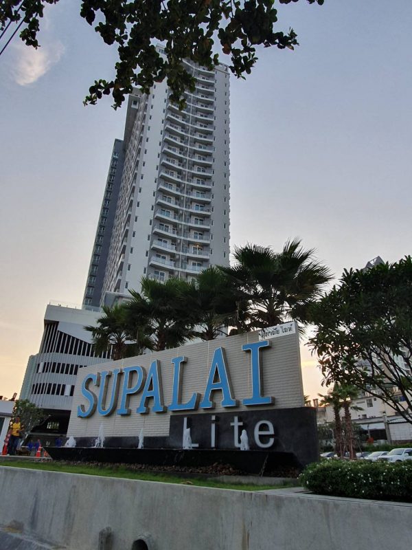 ให้เช่า Condo Supalai Lite Ratchada-Naradhiwas- Sathon วิวเมือง เฟอร์ครบ ตกแต่งพร้อมอยู่