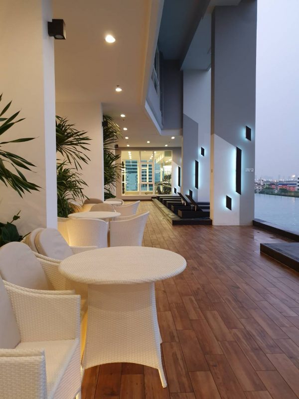 ให้เช่า Condo Supalai Lite Ratchada-Naradhiwas- Sathon วิวเมือง เฟอร์ครบ ตกแต่งพร้อมอยู่