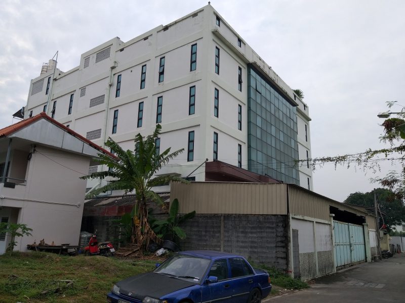 ขายที่ดินพร้อมอาคารสูง 6 ชั้น 203 ตร.ว/3,000 ตร.ม.(Home Factory) โพธิ์แก้ว3 แยก6