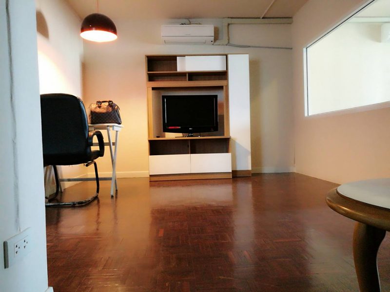 Condo for Rent at ITF Tower