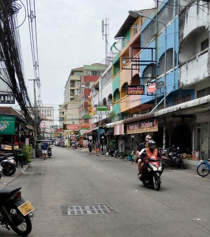 เซ้ง!! ร้านตัดผมชาย-หญิง @ในพัทยา ซ.บัวขาว (ถนนหลักซอยบัวขาว)