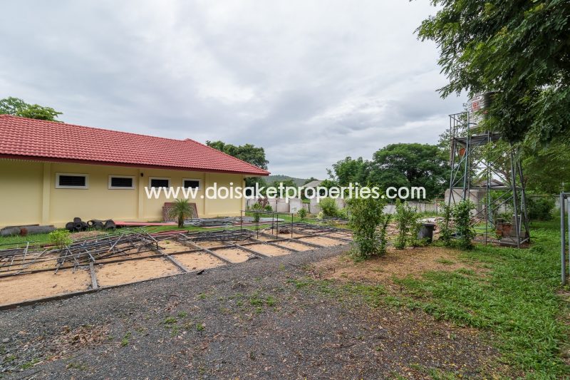 #REDUCERD House for sale with mountain views in Doi Saket.