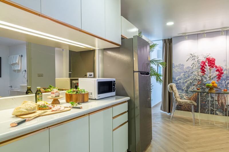 ขาย ห้องคอนโด Luxury oriental art design 1ห้องนอน 1ห้อง kitchen & living area ติด ถนน นิมมาน