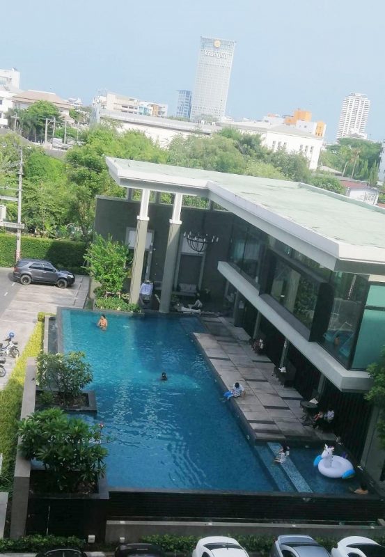 ด่วน คอนโด D Condo สาธุประดิษฐ์ 49 วิวสระ ทิศตะวันออก ขนาด 30 ตรม. ตึก B ชั้นสูง ตกแต่งเฟอร์ครบ พร้อมอยู่ ใกล้เซ็นทรัลพระราม 3 ขายเท่าทุนแถมฟรีค่าโอน