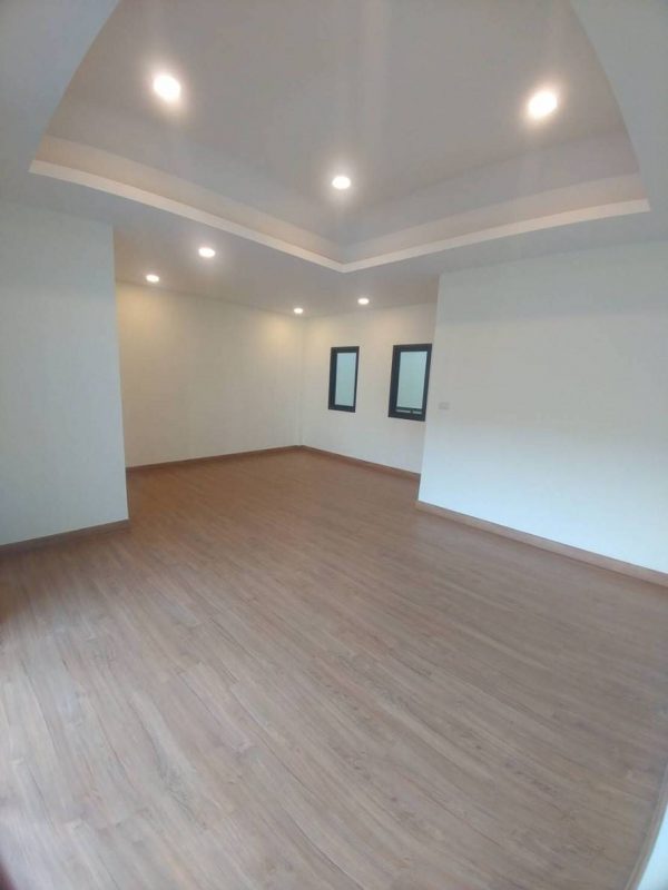 ให้เช่า – ทาวน์โฮม 3 ชั้น 300ตร.ม. พระราม9 ซอย19/ For Rent – Townhome 300 sq.m. @ Rama9 Rd. Lane.19