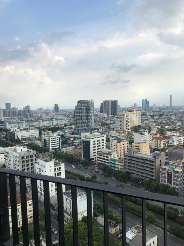 Knightsbridge Prime Sathorn ชั้น 33 ตำแหน่ง 10 Duplex เพดานสูง 4.4 เมตร