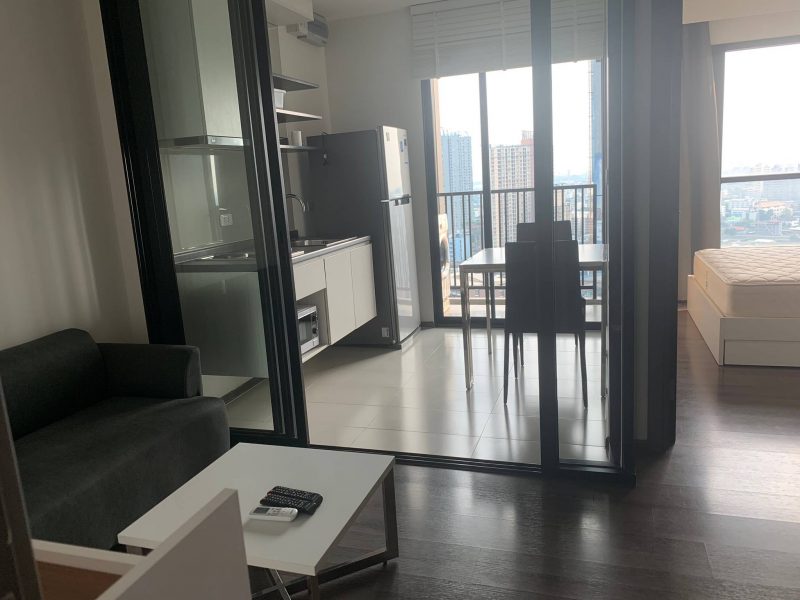 ? ให้เช่า ? FOR RENT THE BASE Park West – Sukhumvit 77 | 16,000 THB/Month