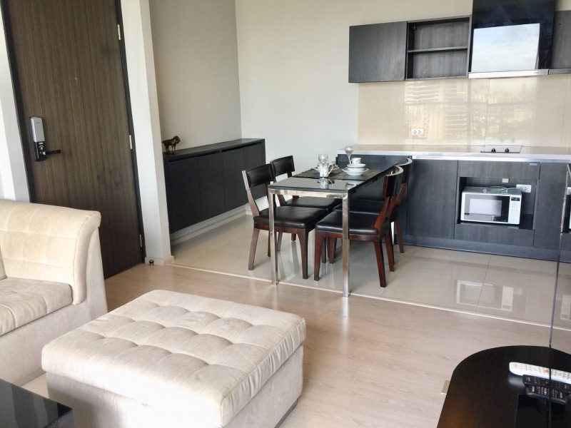 *** For Sale/Rent ***  Rhythm 44/1 Bts Phrakhanong 55sqm. 2Bed.