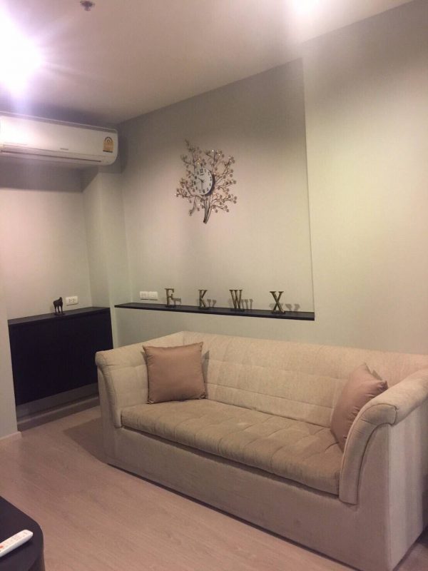 *** For Sale/Rent *** Rhythm 44/1 (45 sqm)  Best  location. BTS Phrakhanong  1 bed 1 bath