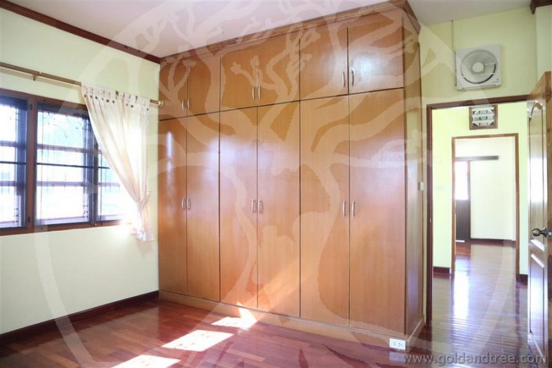 ็NEWLY RENOVATED HOUSE FOR RENT ,SAN PHI SUE