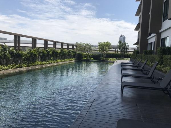 ขาย ให้เช่า Rent & Sold, The sky condo Sriracha, Full furnish ชั้น 6th Floor, swimming pool view