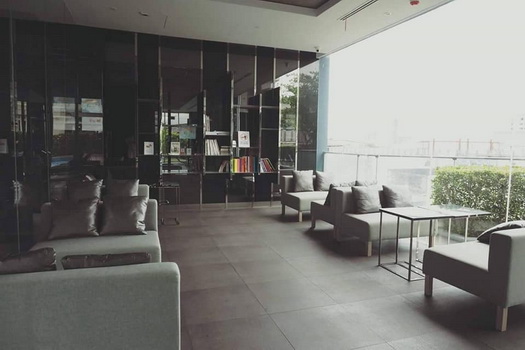 Chewathai Interchange Condo for Rent, near MRT Taopoon