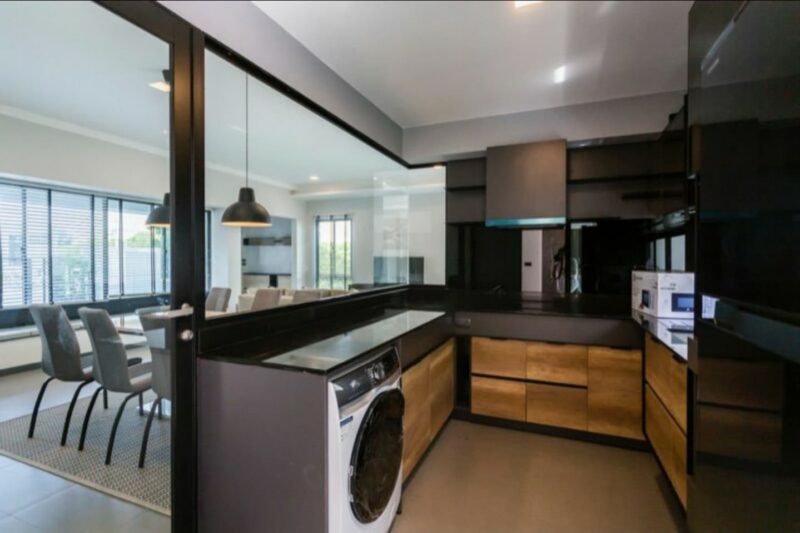 ให้เช่า Townhome Luxury สไตล์หรู Vive บางนา กม.7 แต่งครบ ทำเลดี ติดเมกาบางนา