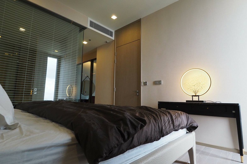 For rent  Esse Asoke 53 Sqm corner unit 46th floor only  40,000 Bath