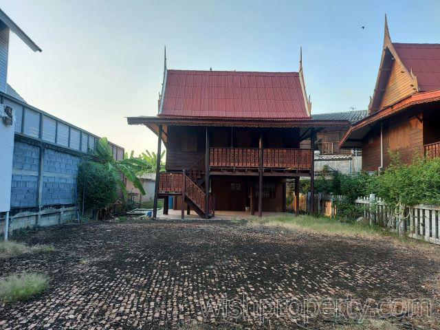 บ้านเรือนไทย แต่งสวย สไตท์รีอร์ท หลังมุม ใกล้ โรงเรียนสาธิตปทุม