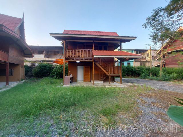 บ้านเรือนไทย แต่งสวย สไตท์รีอร์ท หลังมุม ใกล้ โรงเรียนสาธิตปทุม