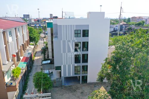 Office For Rent ให้เช่าออฟฟิศใหม่ 5 ชั้น ใกล้เรียบด่วนรามอินทรา พร้อม Sky Lounge พร้อมสระว่ายน้ำ