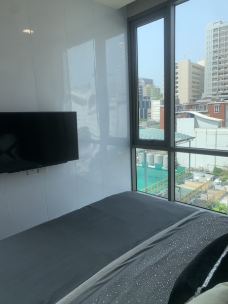 THE RICH PLOENCHIT NANA SUKHUMVIT SOI 3 HIGH RISE WITH MIX USED BUILDING LUXURY CONDOMINIUM IN THE HEART OF BANGKOK READY TO MOVE IN NOW