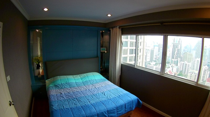 Grand Parkview Asoke ( Sukhumvit 21 )