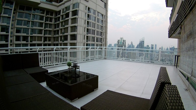 Grand Parkview Asoke ( Sukhumvit 21 )