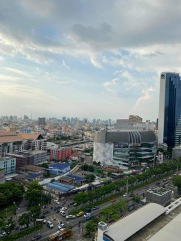 ให้เช่า Noble Revolve Ratchada Condominium ใกล้ MRT ศูนย์วัฒนธรรม