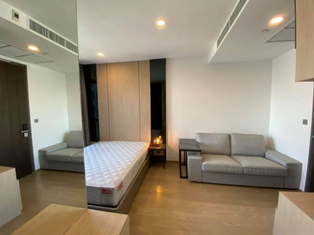 For Rent Ashton Chula-Silom Condominium ใกล้ MRT สามย่าน 180 เมตร