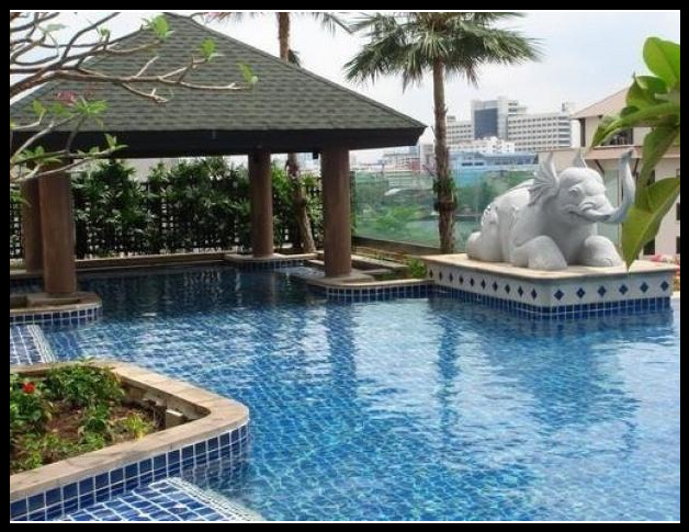 Condo for sale at Baan Sathorn Chao Phraya, near BTS Saphan Taksin, 2 bedrooms, 2 bathrooms, size 140 sq m. Sell for only 11.9 million baht