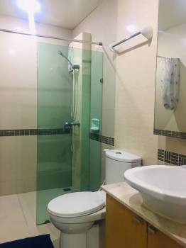 ขาย  The next condominium sukhumvit 52  81 ตร.ม. 2 นอน 1 น้ำ ชั้น2 มีอ่างอาบน้ำ ส่วนตัว outdoor ใกล้ BTS อ่อนนุช