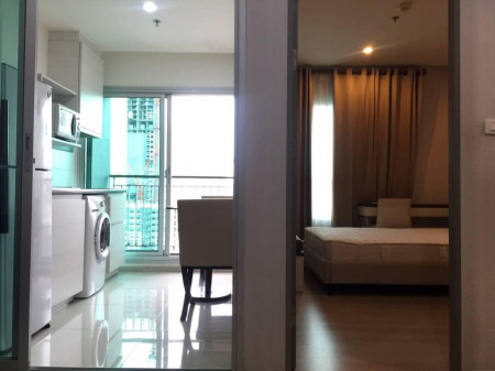 For Rent Life Ratchadaphisek Condominium ใกล้ MRT ห้วยขวาง