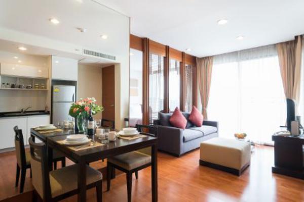 4 star hotel at Ratchada for rent, monthly rental for one bed room 54 sqm full service, rare price