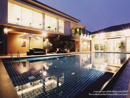 A21-215 ขาย บ้านเดี่ยว คฤหาสน์หรูสไตล์ Modern Luxury ทำเลเมือง แกรนด์ บางกอก บูเลอวาร์ด พระราม 9 105 ตรม. 441 ตร.วา ใกล้ทางด่วนพระราม 9