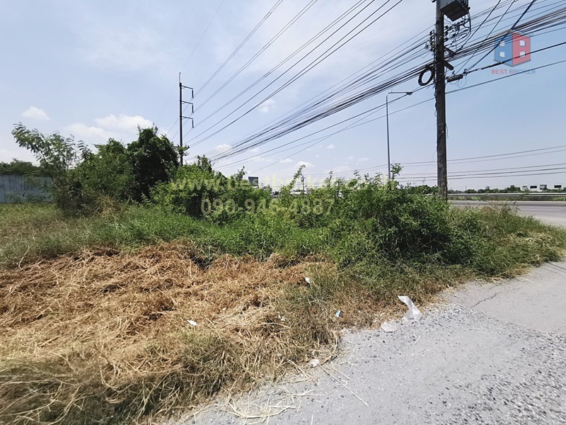 ที่ดิน 400 ตร.ว. ที่ดินถมแล้ว แปลงมุม ติดถนนสุวินทวงศ์