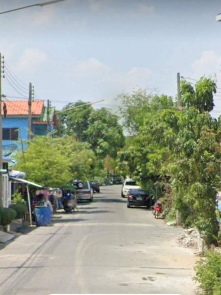 ขายที่ดิน ราคาถูก ชุมชน เคหะวัดไพร่ฟ้า ซอย1 แยก 1 ถนนราชพฤกษ์  บางหลวง เมืองปทุมธานี ปทุมธานี