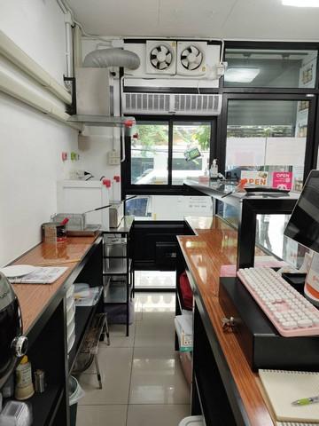 ให้เซ้งร้านอาหารเกาหลีพร้อมอุปกรณ์ ย่านปรีดีย์ พระโขนง สุขุมวิท เปิดกิจการต่อได้เลย ราคา 400,000 บาท