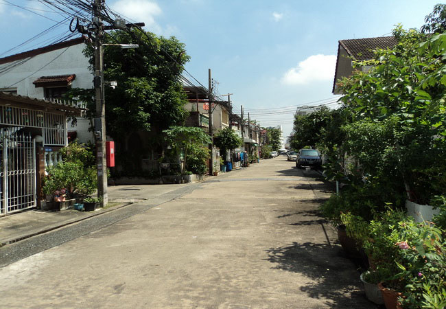 ขายบ้าน หมู่บ้านโอฬาร 1 ถนนนวมินทร์ ซอย 91 เขตบึงกุ่ม กรุงเทพมหานคร