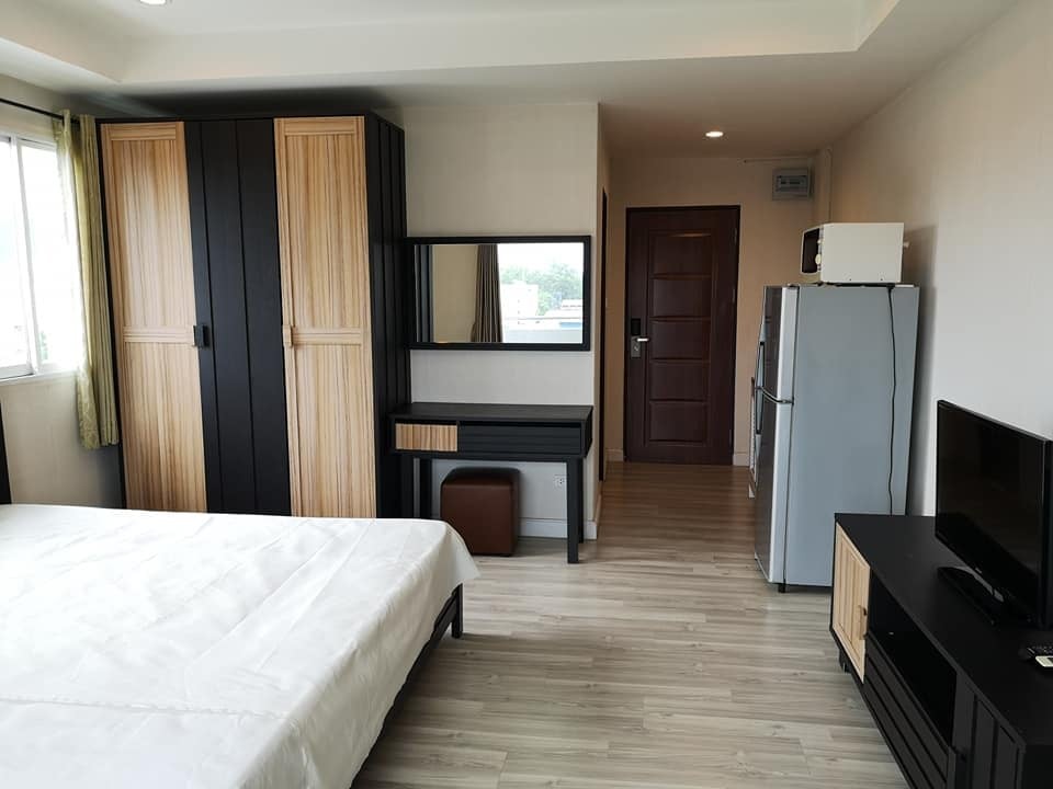 76-RI Seven Star Condo ตึก C ชั้น 6 บนสุด (ห้องมุม) เช่า 6,000 บาทโทร 098-6169416 อาร์ท