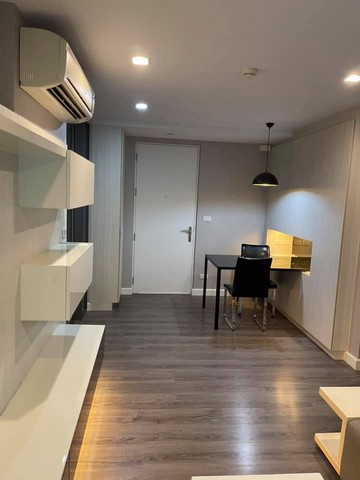 The Room Sukhumvit 40 private peaceful spacious BTS Ekkamai