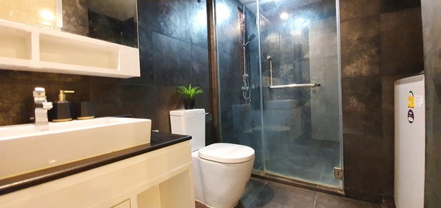 Voque Sukhumvit 31 pleasant peaceful spacious BTS Asoke