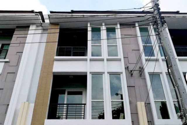 ให้เช่าทาวน์โฮม3ชั้น บ้านกลางเมือง S-Sense พระราม9-ลาดพร้าว