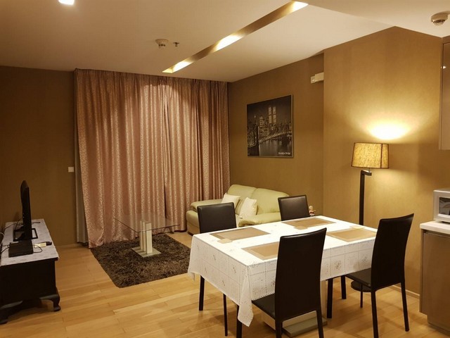 Siri at Sukhumvit spacious private pleasant BTS Thonglor