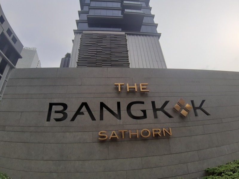 *ขาย / *ให้เช่าคอนโด The Bangkok sathorn   2ห้องนอน 130,000/ เดือน ไลน์ @bgpofficial