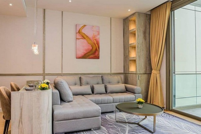 Magnolias Waterfront Residences , Luxury condo on the Chao Phraya River , near BTS Saphan Taksin