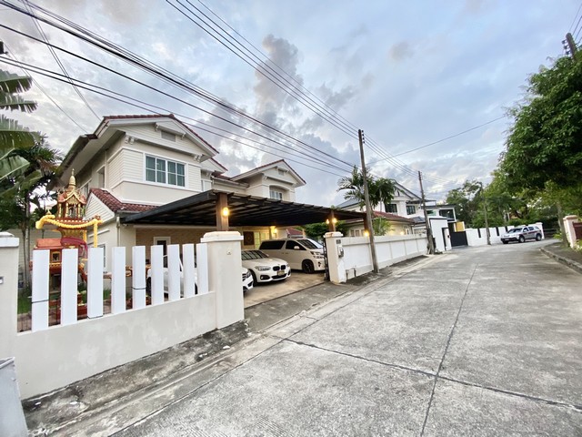 For Sale : Chalong Land and House Park, 5 bedrooms 4 bathrooms, 390 SQ.M.