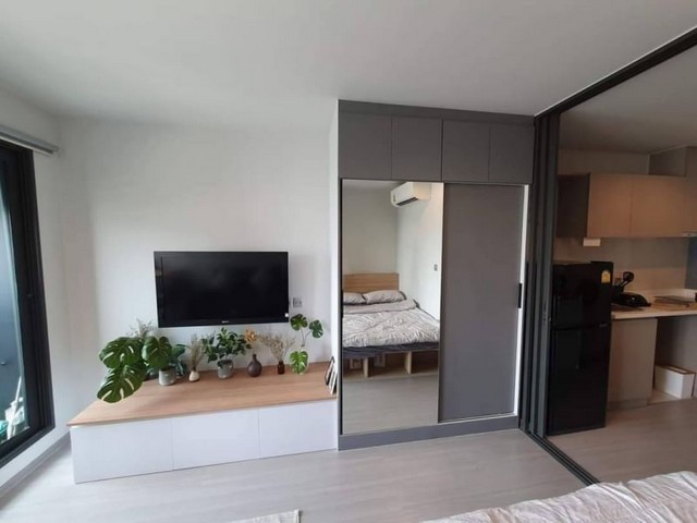 Life Ladprao, ready to move in condo, next to BTSHa Yaek Lat Phrao, opposite Central Ladprao