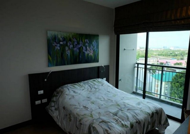 For Sales : Suanluang Sugar palm condo 2 bedroom full 2 bathroom 10 floor Lake, park and ocean view