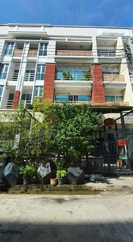 ขายอาคารพาณิชย์ :      ย่านลาดกระบัง กรุงเทพมหานคร (0801532451)