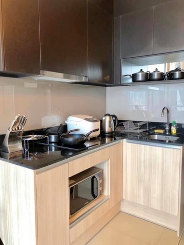 Edge Sukhumvit 23 fully furnished peaceful spacious BTS Asoke