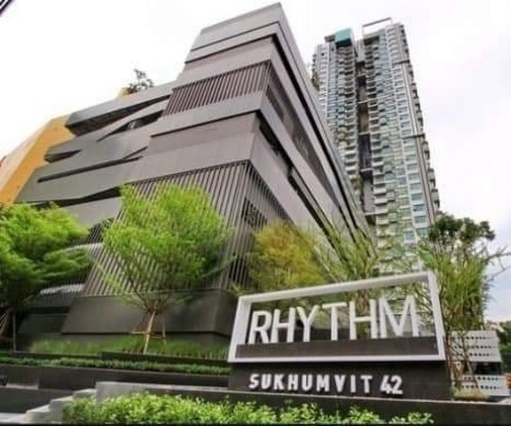 ให้เช่าคอนโด RHYTHM สุขุมวิท 42 ขนาด 1 นอน 35 ตรม. ใกล้รถไฟฟ้า BTSเอกมัย เพียง 50 เมตร ใกล้ทางด่วน.