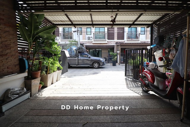 DD00647 ขาย หมู่บ้านลีฟวิ่งพาร์ค พระราม5-นครอินทร์ หน้าบ้านหันทางทิศใต้